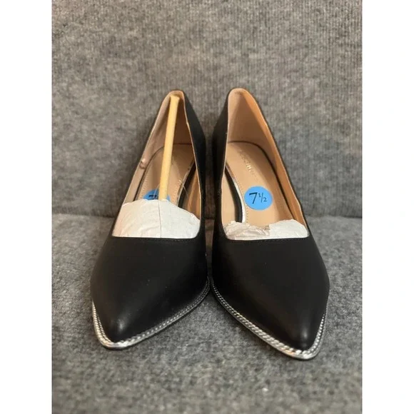 BCBGeneration Black Pointed Toe Pumps Silver Chain Trim Stiletto Heels Size 7.5 - Picture 3 of 9